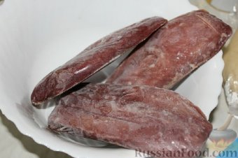 Фото приготовления рецепта: Пирог с мясом утки, картофелем и грибами - шаг №2 Фото приготовления рецепта: Пирог с мясом утки, картофелем и грибами - шаг №2