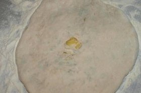 Осетинский пирог с капустой - фото шаг 9